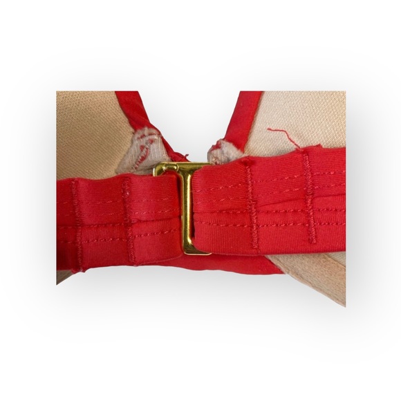 La Blanca ᯾ Whipstich Grommet Detailed Underwire Cup Bikini Top ᯾ Red ᯾ Large - Picture 12 of 16